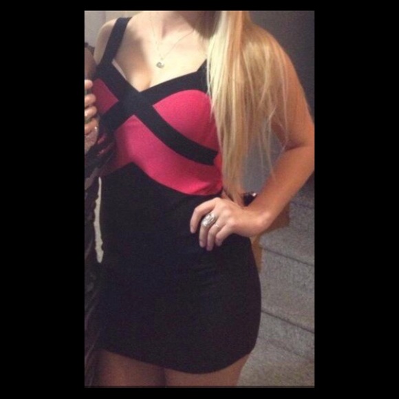 Pink and Black Dress - Picture 4 of 6